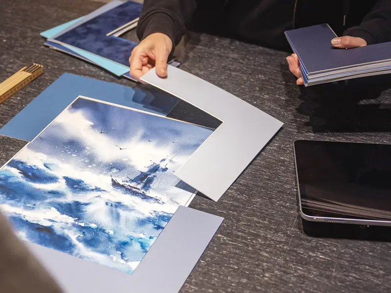 Inramning med måttanpassad ram och passepartout